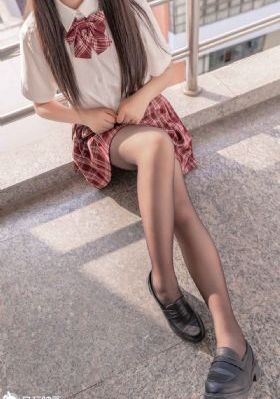 国产制袜丝服50页_剧情片日韩免费观看
